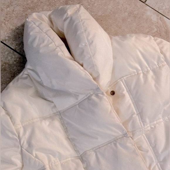 Steve Madden Small Winter White Puffer Jacket - Picture 4 of 17